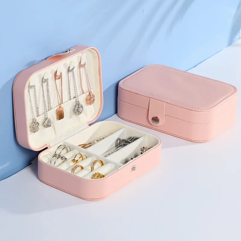 Boîte à bijoux en cuir, compacte et jolie vue 10 - Chandore