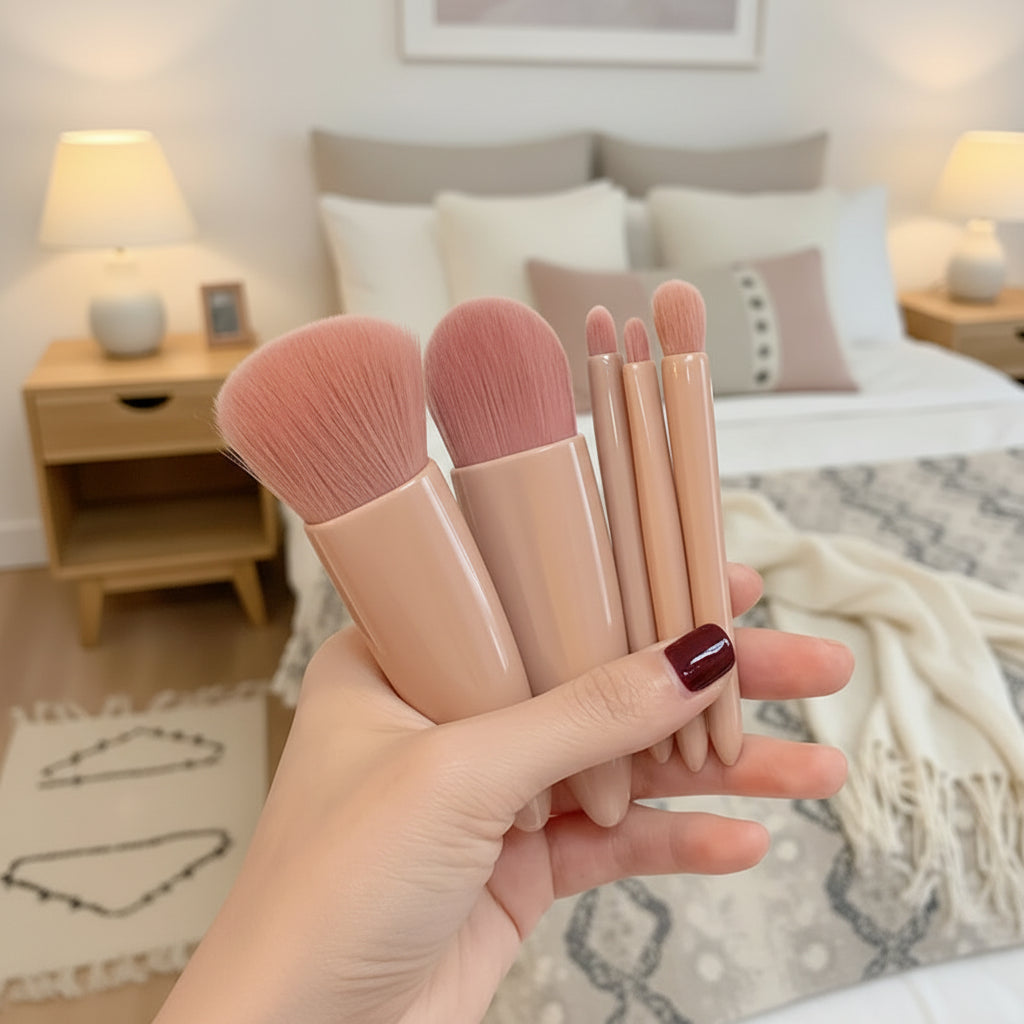 Kit de pinceaux de voyage avec miroir, 5 pièces vue 2 - Chandore