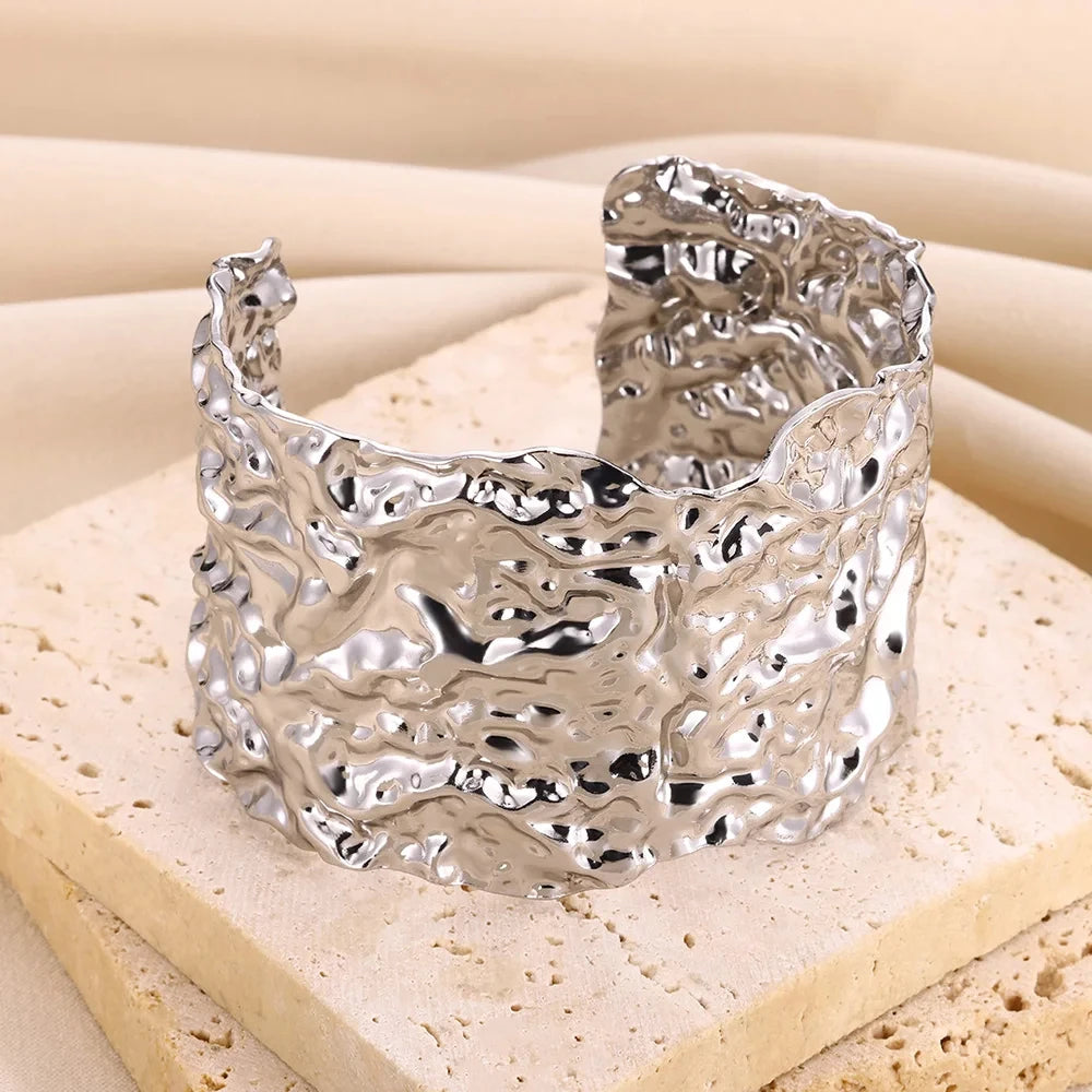 Manchette dorée à motifs, en acier inoxydable vue 20 - Chandore