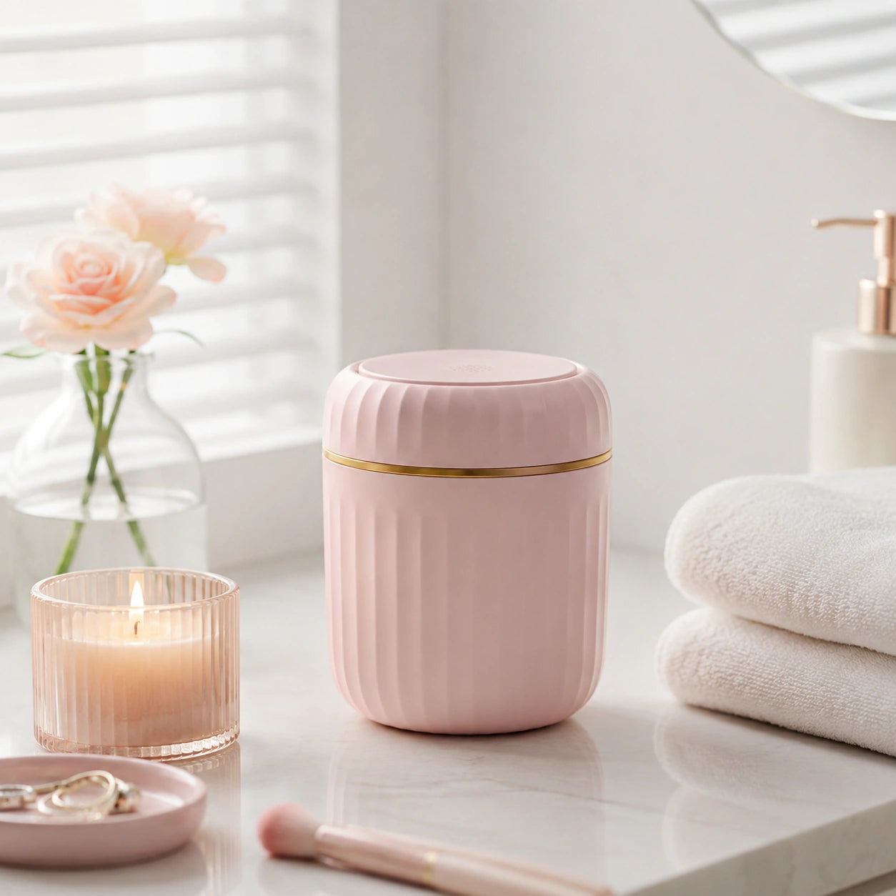 Mini poubelle luxe avec couvercle