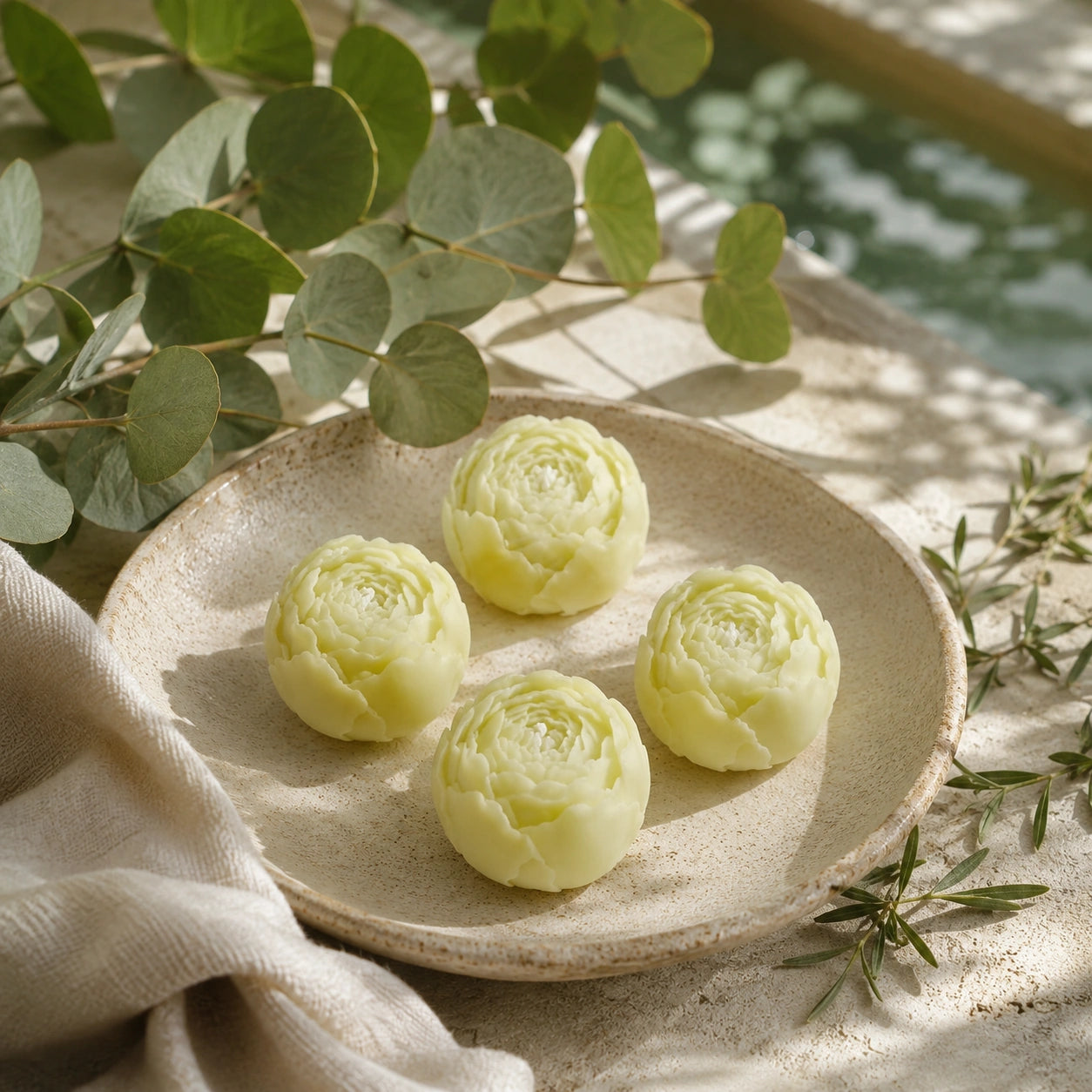 Bougies fleur de rose en cire de soja